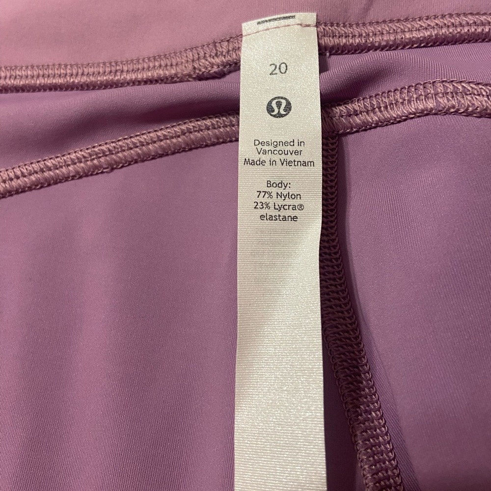 Lululemon Invigorate High Rise Tight 25” - Size 20 - NWT - Picture 6 of 9